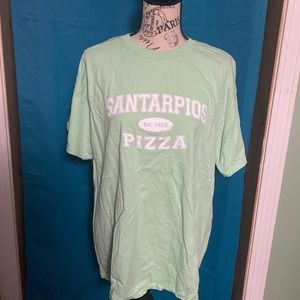 “Santarpios est. 1903 Pizza” shirt
